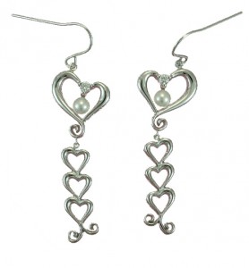 Hearts led four ミニピアス